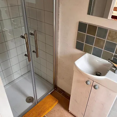 Apartment In Stresdorf