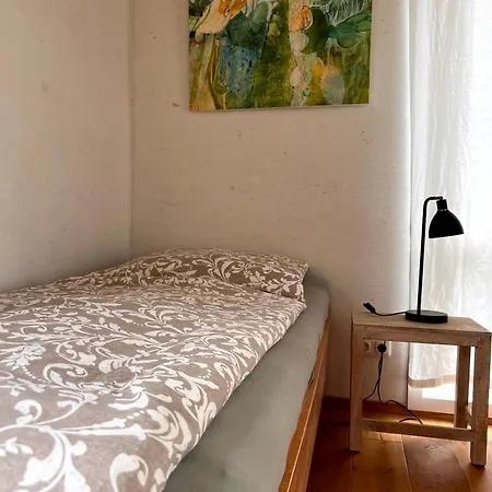 In Stresdorf Apartment *